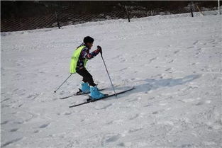 三天两夜儿童单飞精品滑雪冬令营,2月5日开营 剩余5个名额